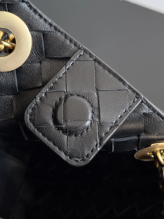 Bottega Veneta Bag 